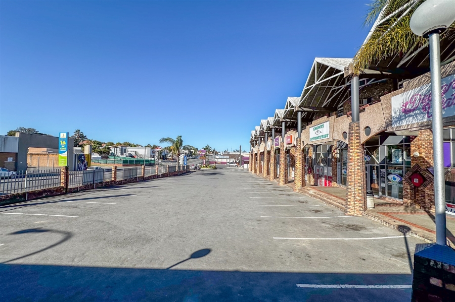 Commercial Property for Sale in Vincent Eastern Cape